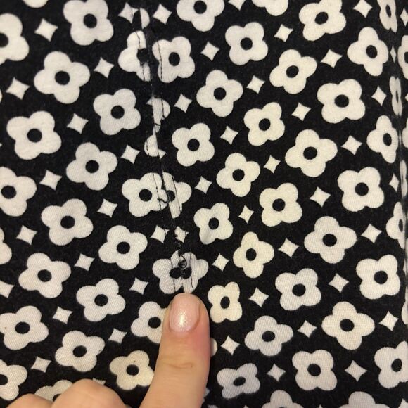 Maeve Anthropologie Margot Kick‎ Flare Cropped Pants Black White Floral Retro S - Picture 3 of 8